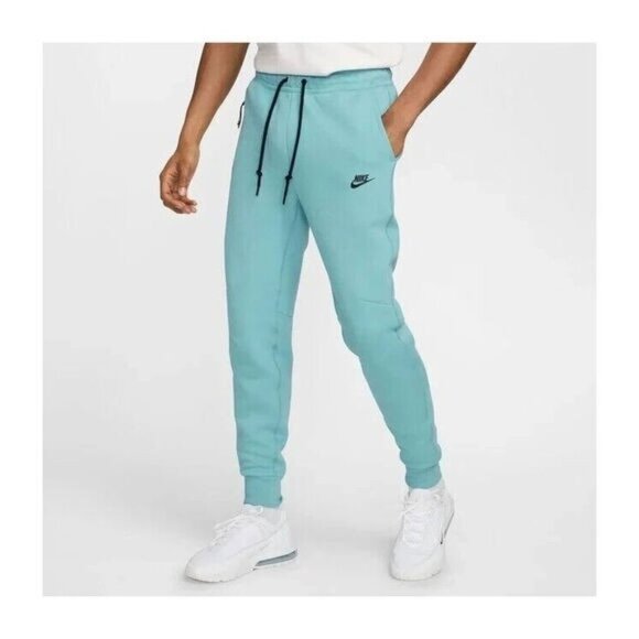 Nike Sportswear Tech Fleece Joggers Size Medium Men Aqua Blue FB8002-464 - Picture 1 of 6